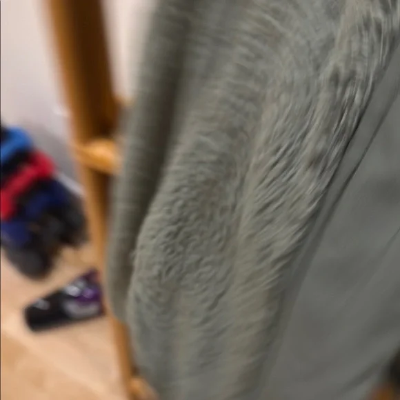 Vuori Green Sherpa Jacket - Picture 3 of 5